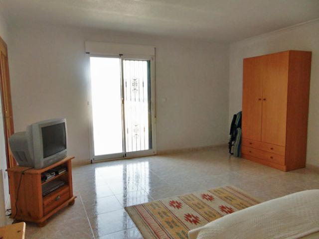4 bedroom Villa in Hondon de las Nieves