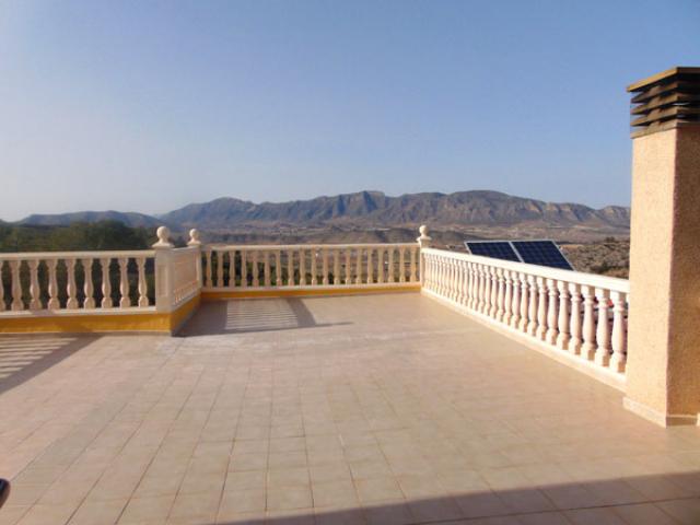 4 bedroom Villa in Hondon de las Nieves