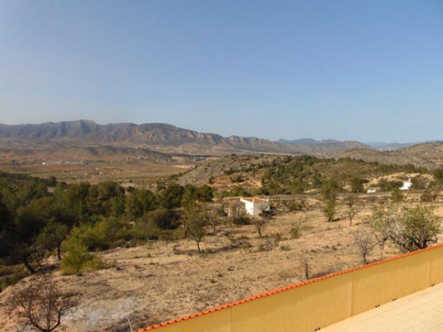 4 bedroom Villa in Hondon de las Nieves