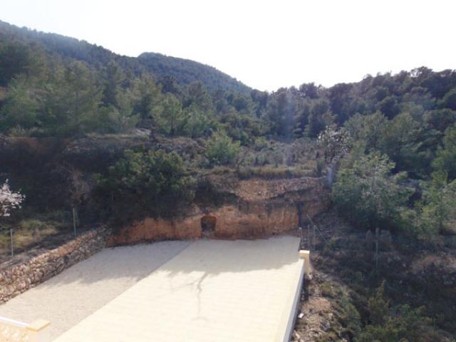 4 bedroom Villa in Hondon de las Nieves