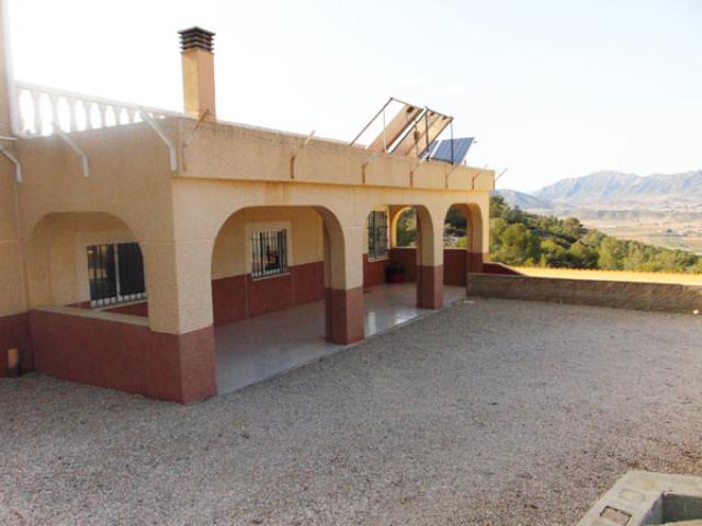 4 bedroom Villa in Hondon de las Nieves