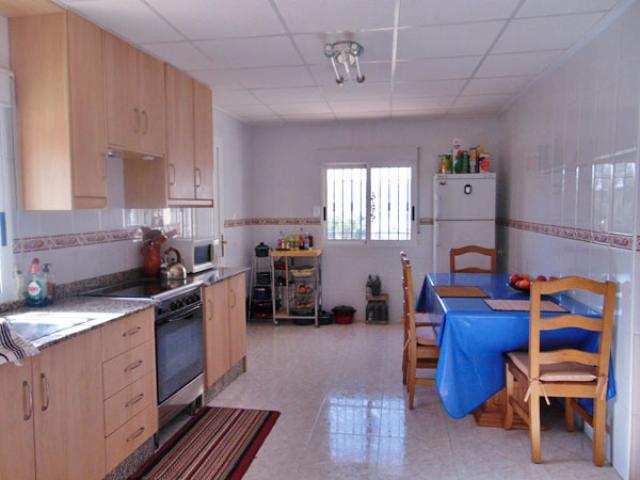 4 bedroom Villa in Hondon de las Nieves