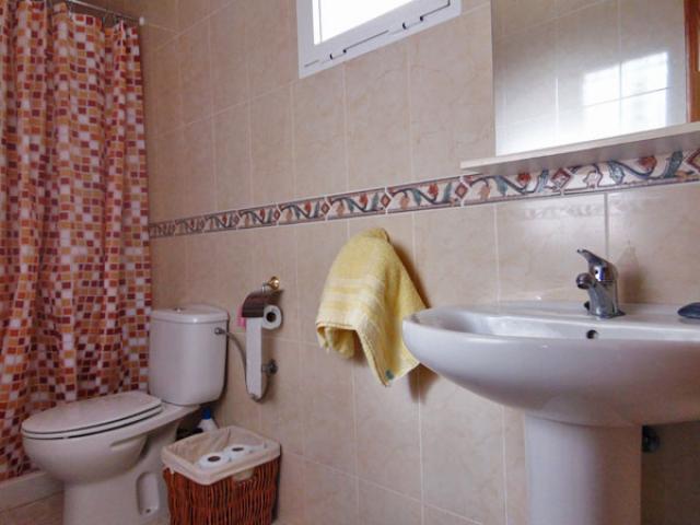 4 bedroom Villa in Hondon de las Nieves