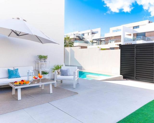 4 bedroom Detached Villa in Benijofar