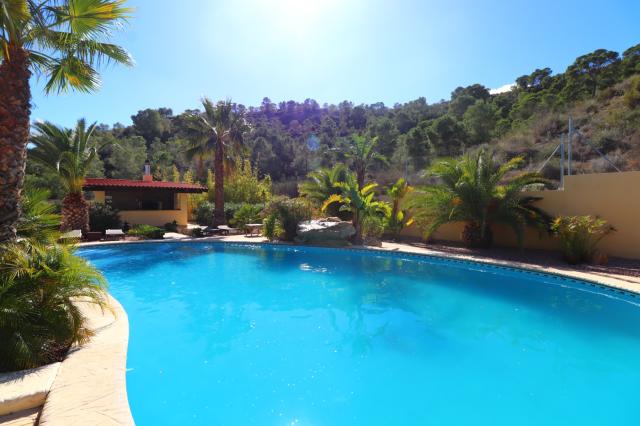 5 bedroom Country Property in Aspe