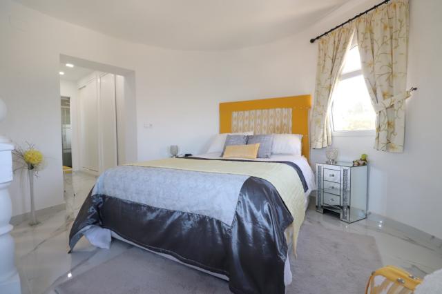 5 bedroom Detached Villa in Algorfa