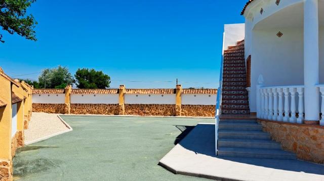 3 bedroom Country Property in Catral