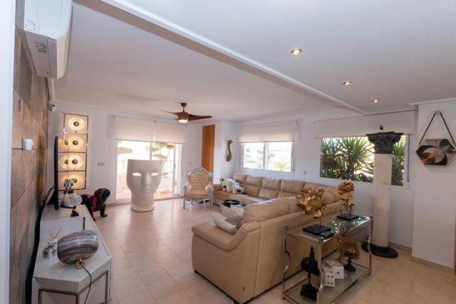 3 bedroom Apartment in Orihuela Costa