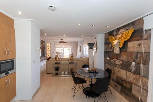3 bedroom Apartment in Orihuela Costa