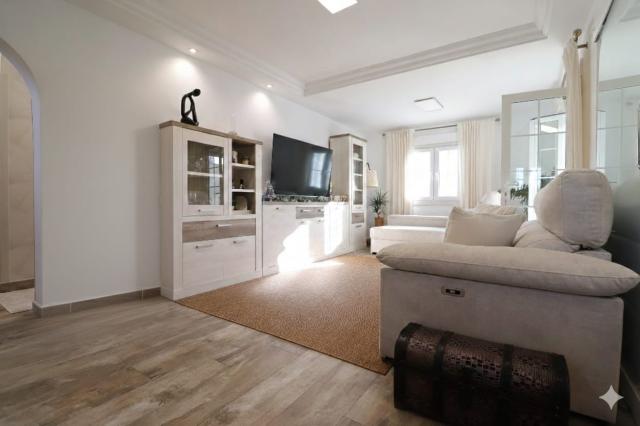 4 bedroom Detached Villa in Orihuela Costa