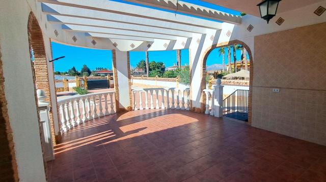 5 bedroom Country Property in Catral