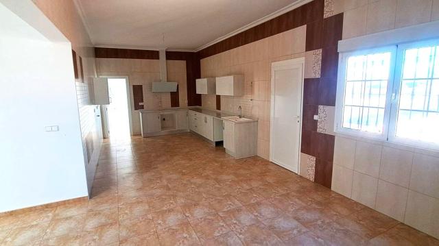 5 bedroom Country Property in Catral