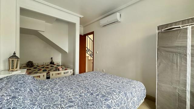 3 bedroom Semi Detached Villa in Los Montesinos