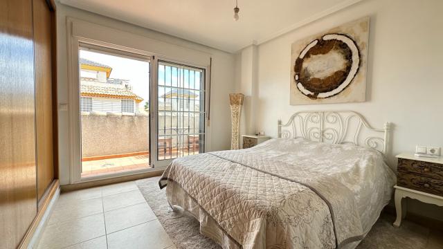 3 bedroom Semi Detached Villa in Los Montesinos