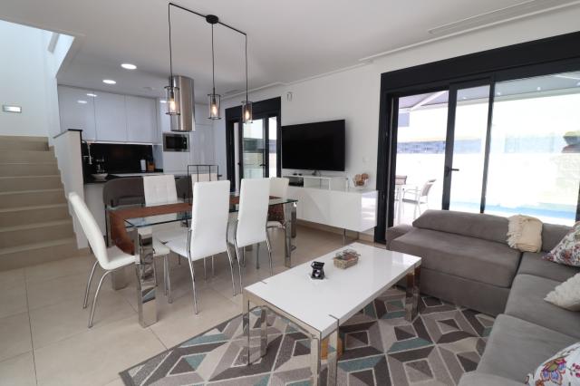 3 bedroom Semi Detached Villa in Benijofar