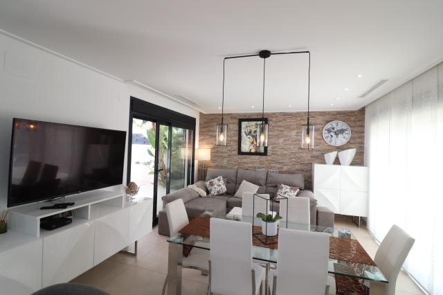 3 bedroom Semi Detached Villa in Benijofar