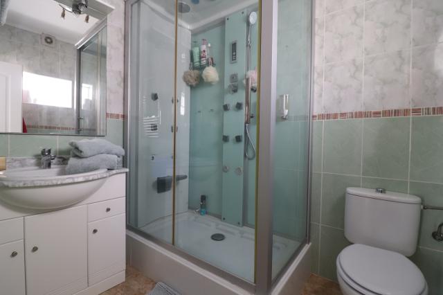 4 bedroom Detached Villa in Benimar