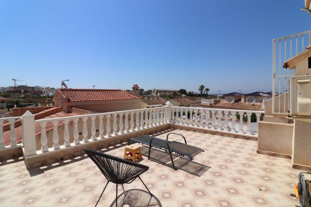 4 bedroom Detached Villa in Benimar