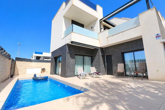 3 bedroom Detached Villa in Benijofar