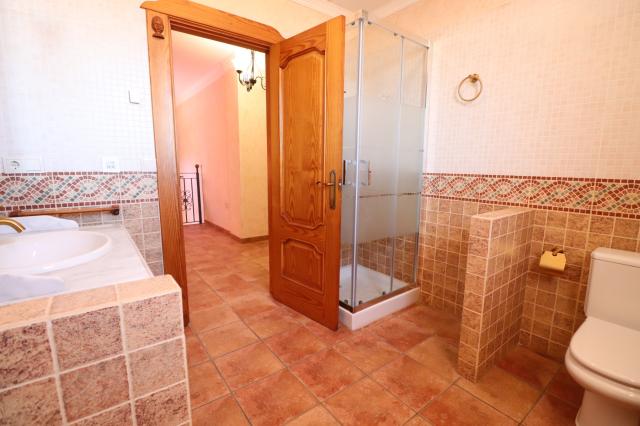 5 bedroom Detached Villa in Rojales