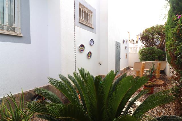 2 bedroom Quad Villa in Orihuela Costa