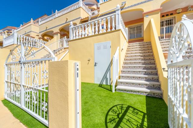 2 bedroom Townhouse in Orihuela Costa