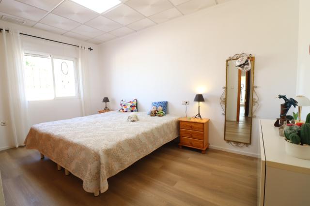 3 bedroom Country Property in Rafal