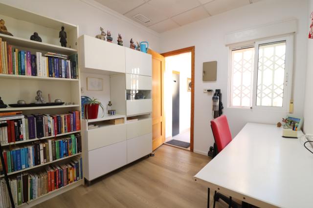 3 bedroom Country Property in Rafal