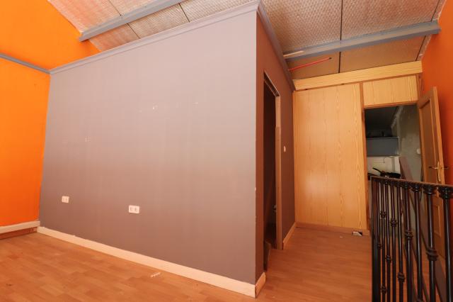 Commercial (Freehold) for sale in Algorfa
