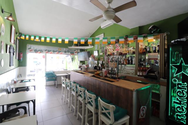Commercial (Freehold) for sale in Torrevieja