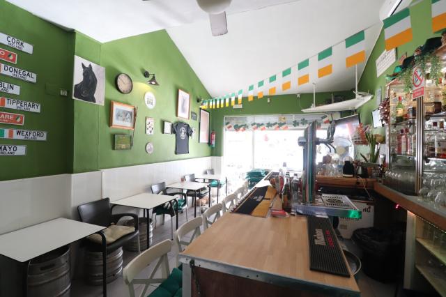 Commercial (Freehold) for sale in Torrevieja