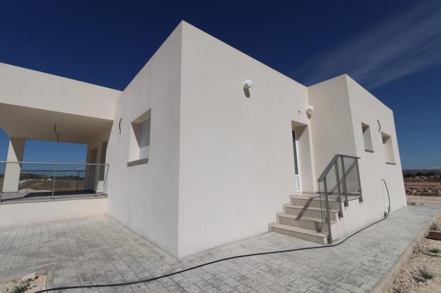 3 bedroom Country Property in Pinoso