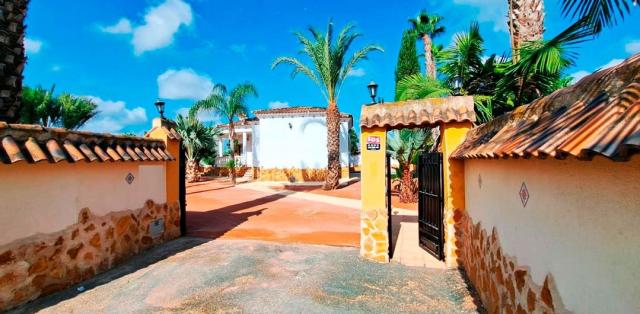 3 bedroom Country Property in Catral