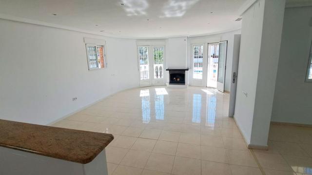 3 bedroom Country Property in Catral