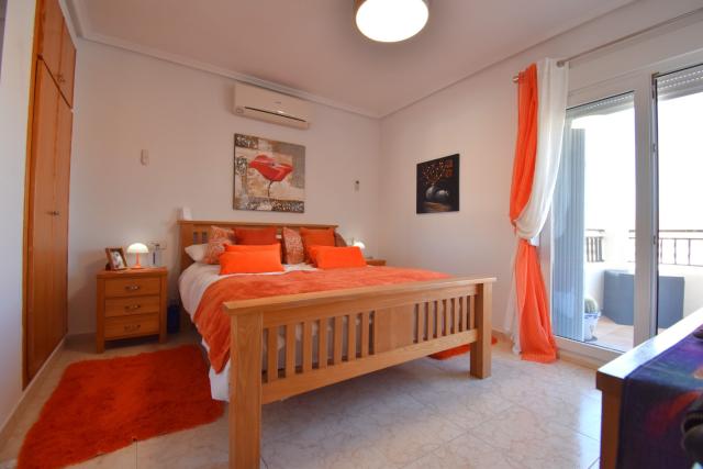 3 bedroom Quad Villa in Orihuela Costa