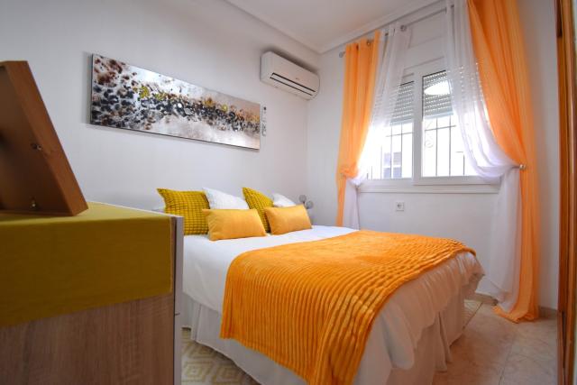 3 bedroom Quad Villa in Orihuela Costa