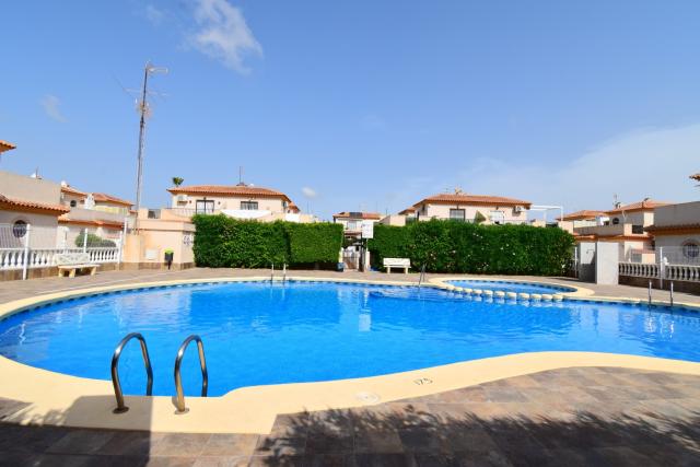 2 bedroom Quad Villa in Orihuela Costa