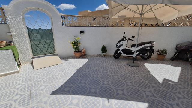 2 bedroom Bungalow in Orihuela Costa