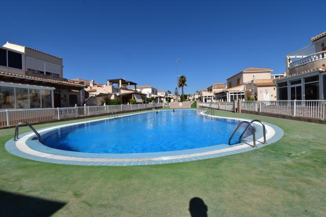 2 bedroom Quad Villa in Orihuela Costa