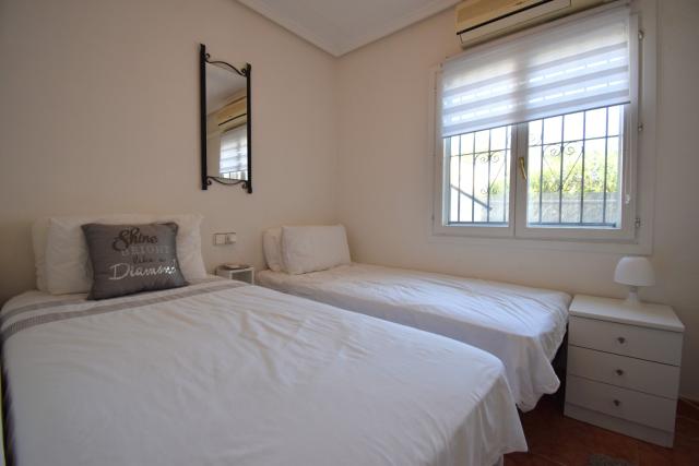 2 bedroom Quad Villa in Orihuela Costa