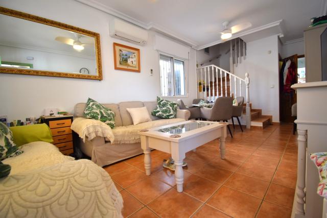 3 bedroom Semi Detached Villa in Orihuela Costa