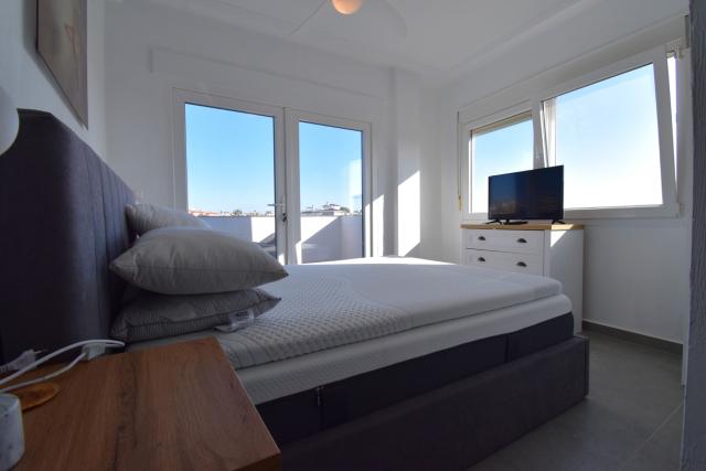 4 bedroom Apartment in Orihuela Costa