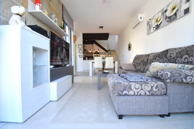 3 bedroom Quad Villa in Orihuela Costa