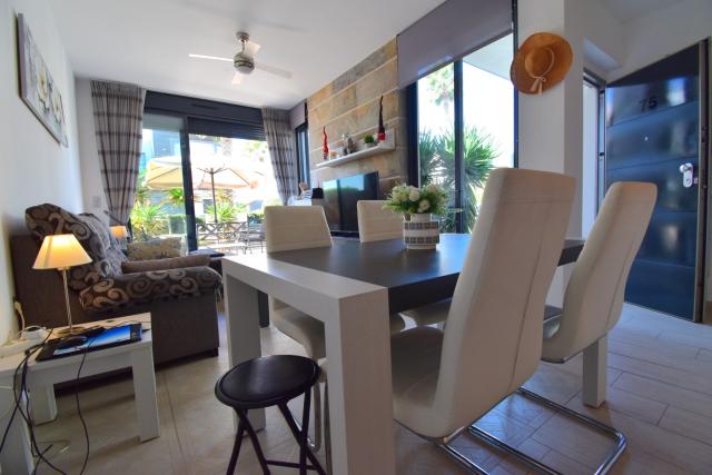 3 bedroom Quad Villa in Orihuela Costa