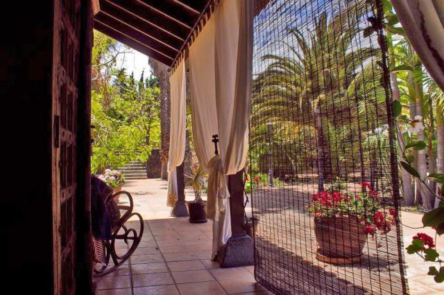 5 bedroom Villa in El Rincon