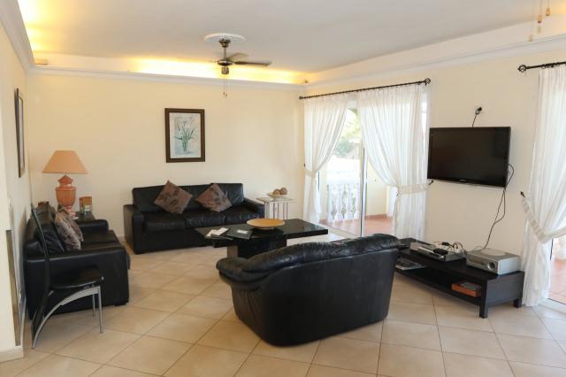6 bedroom Villa in Callao Salvaje