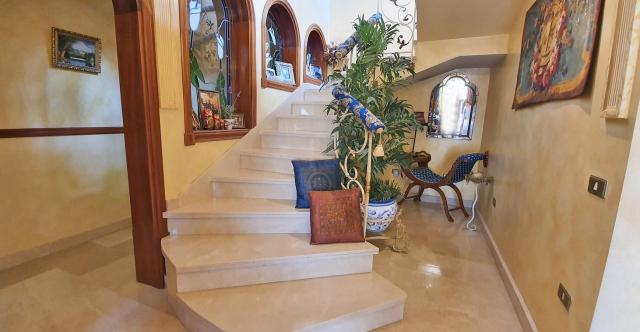 6 bedroom Villa in Callao Salvaje