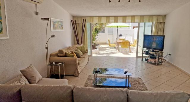 2 bedroom Townhouse in Playa de Las Americas