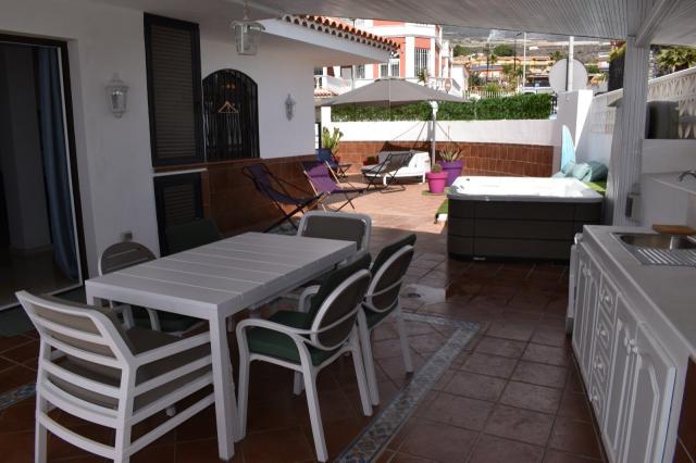 3 bedroom Apartment in Playa de la Arena