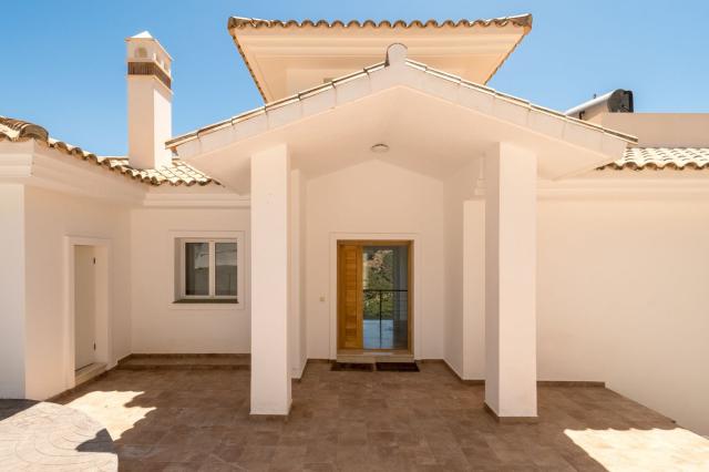 5 bedroom House - Detached Villa in Benahavís